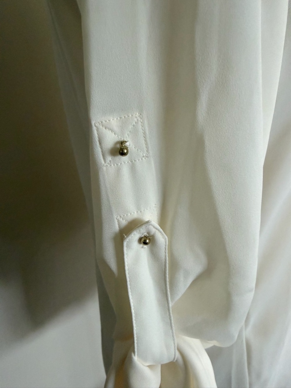 Express Blouse - Picture 8 of 9